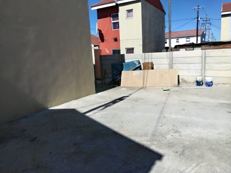 2 Bedroom Property for Sale in Delft Western Cape